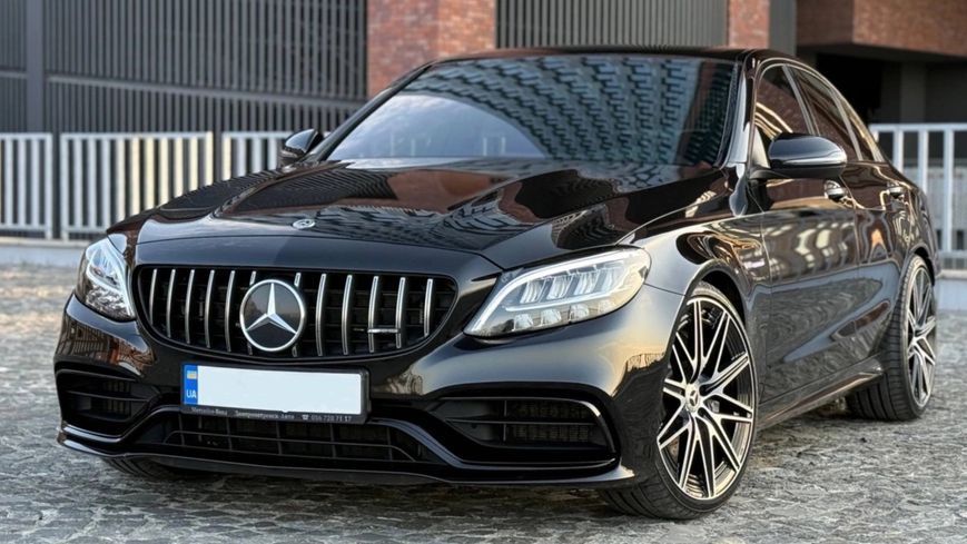Обвес для Mercedes W205 в стиле C63 AMG a83-i1a фото