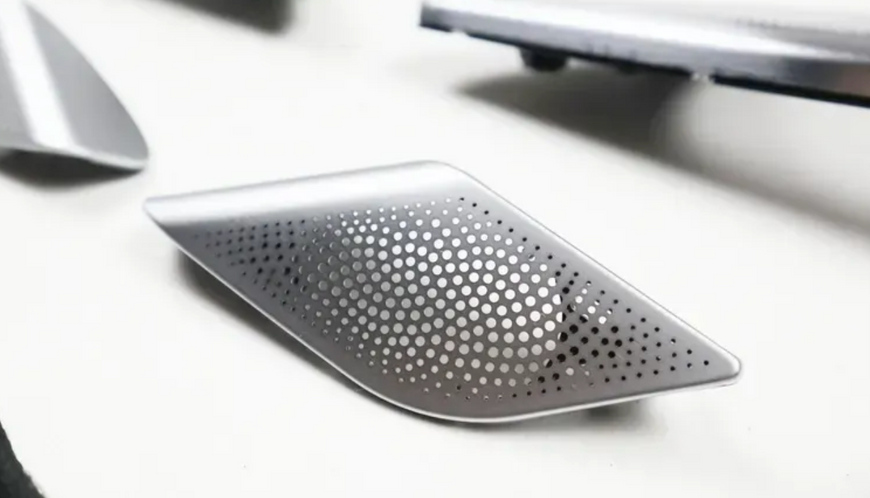 Комплект сеток Bowers & Wilkins с LED-подсветкой для BMW G30 / M5-look F90 g30-000 фото
