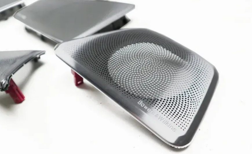 Комплект сеток Bowers & Wilkins с LED-подсветкой для BMW G30 / M5-look F90 g30-000 фото