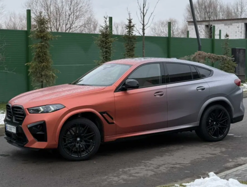 Обвіс BMW X6 G06 у стилі M-look F96 LCI з оптикою 595-109 фото